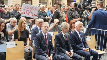 FOTO: Nejvyšší ústavní činitelé.