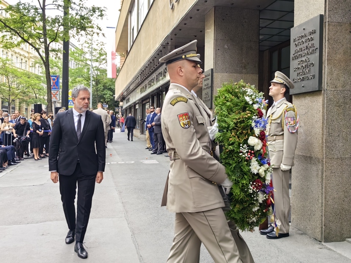 FOTO: Pietní akt. – stránka 31