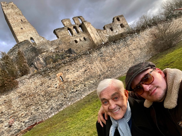 FOTO: Jiří Krampol a Tomáš Zajíc alias Teniskožrout. – stránka 1