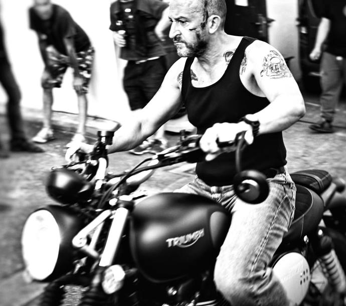 FOTO: Martin Hofmann na motorce. – stránka 2
