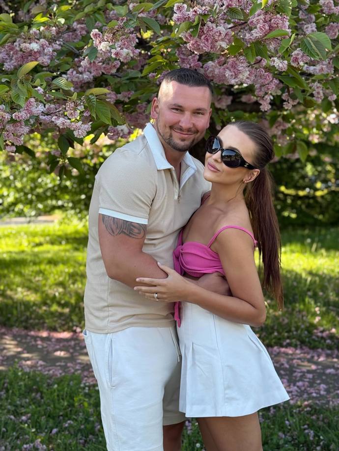 FOTO: Natálie Myslivcová má s přítelem tři děti. – stránka 3