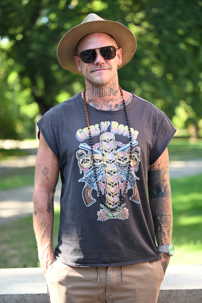 FOTO: Adam Raiter účastník reality show Farma Česko. – stránka 9