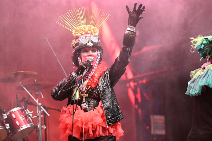 FOTO: Jana Kratochvílová alias Uriel. – stránka 1