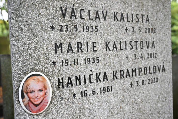 FOTO: Dnes je to pět let co Hana Krampolová zemřela. – stránka 9