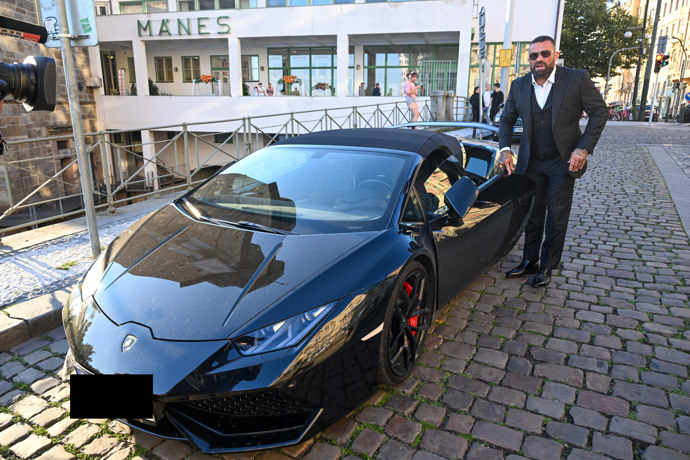 FOTO: Karlos Vémola má doma žihadlo. – stránka 56