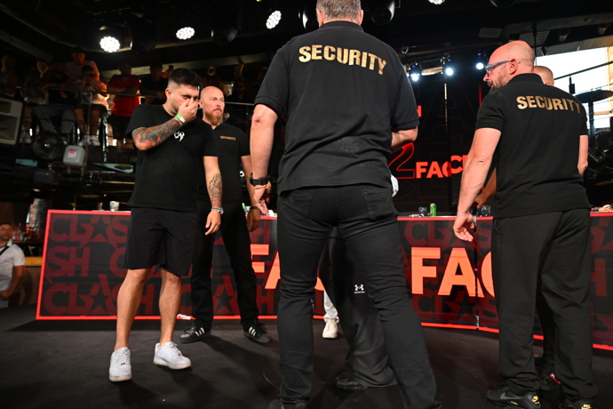 FOTO: Samir se pustil do Natana. – stránka 32