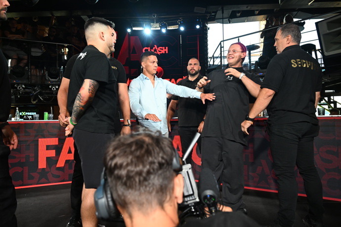 FOTO: Samir Margina a Kraken na pódiu. – stránka 29