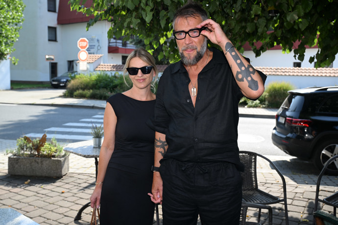 FOTO: Bořek Slezáček dorazil na letní party divadla Broadway. – stránka 16