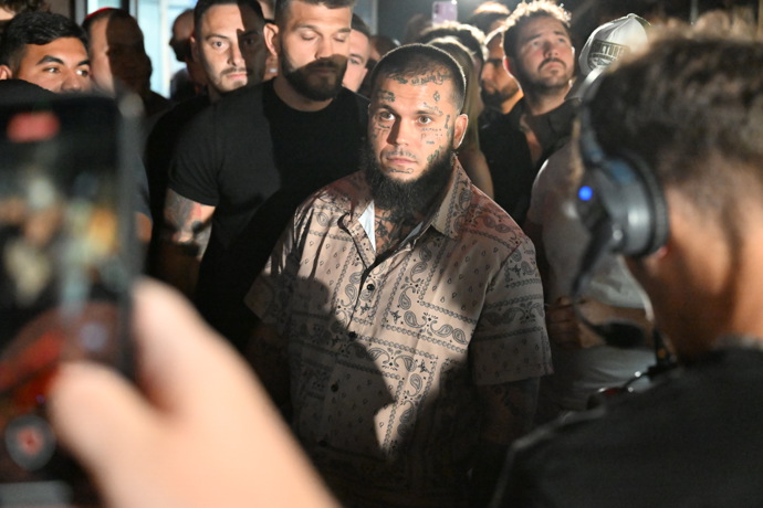 FOTO: Leo Beránek mladší míří do klece. – stránka 45
