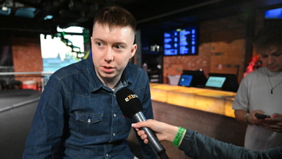 FOTO: Jakub Jíra při rozhovoru pro eXtra.cz.