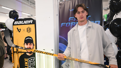 FOTO: Vláďu nakopl Ondřej Novotný.