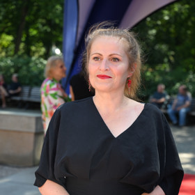 Evu Leinweberovou jsme mohli vidět v seriálu TV Nova, Milionáři.