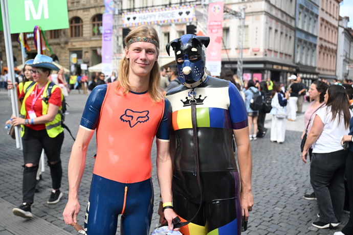 FOTO: Prague Pride 2025 byl plný rozmanitých oblečků. – stránka 152