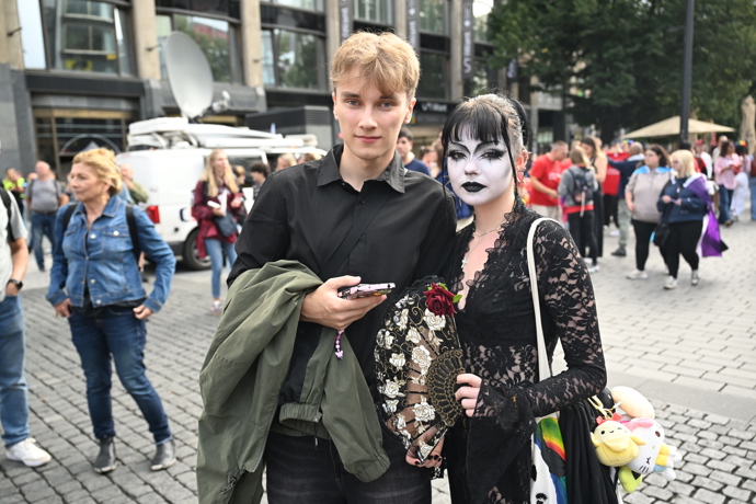 FOTO: Prague Pride 2025 byl plný rozmanitých oblečků. – stránka 144