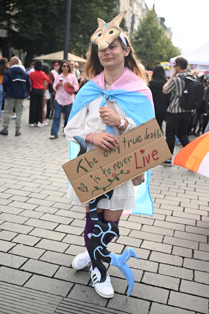 FOTO: Prague Pride 2025 byl plný rozmanitých oblečků. – stránka 143