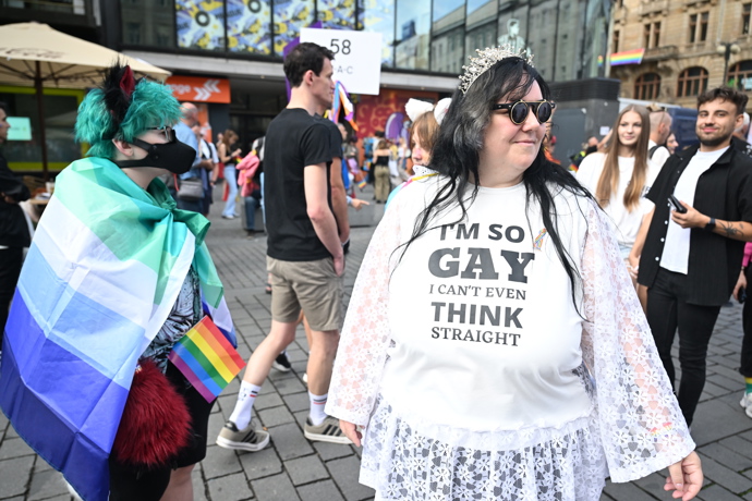 FOTO: Prague Pride 2025 byl plný rozmanitých oblečků. – stránka 138