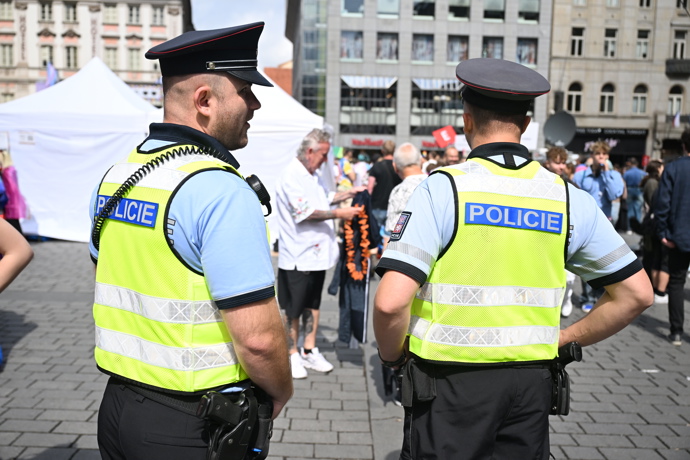 FOTO: Prague Pride 2025 byl plný rozmanitých oblečků. – stránka 131