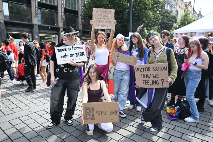 FOTO: Prague Pride 2025 byl plný rozmanitých oblečků. – stránka 121