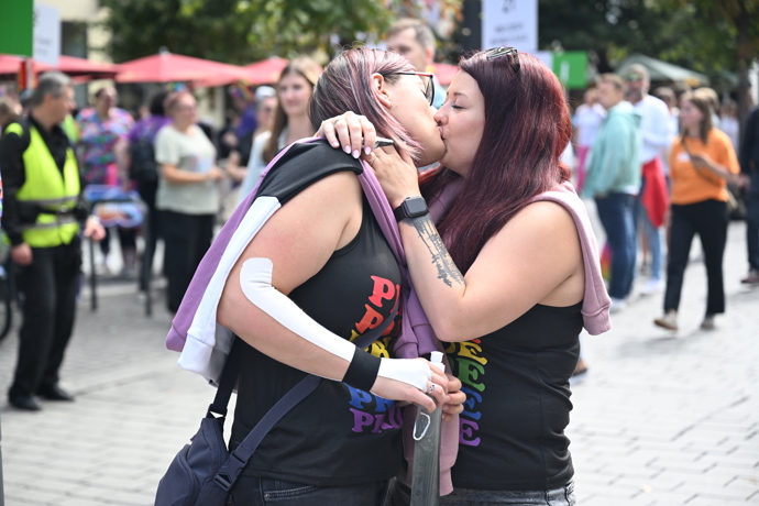 FOTO: Prague Pride 2025 byl plný rozmanitých oblečků. – stránka 115