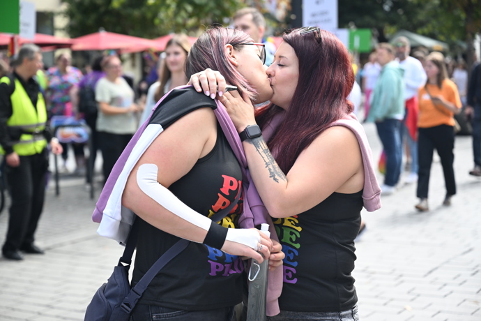 FOTO: Prague Pride 2025 byl plný rozmanitých oblečků. – stránka 114