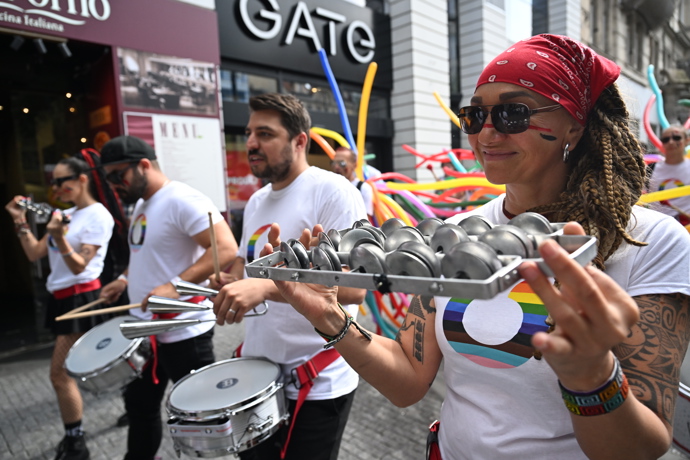 FOTO: Prague Pride 2025 byl plný rozmanitých oblečků. – stránka 108