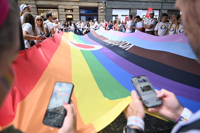 FOTO: Prague Pride 2025 byl plný rozmanitých oblečků. – stránka 89