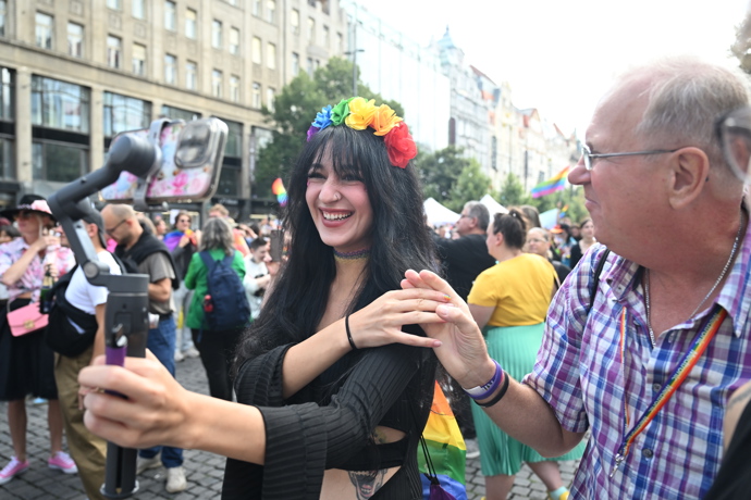 FOTO: Prague Pride 2025 byl plný rozmanitých oblečků. – stránka 80