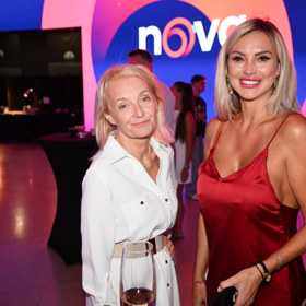 Na večírku se Bobina zapovídala s Veronikou Žilkovou. 