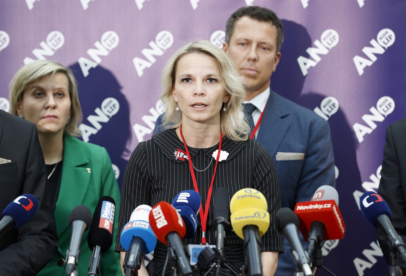 Zuzana Bařtipánová se angažuje v politice