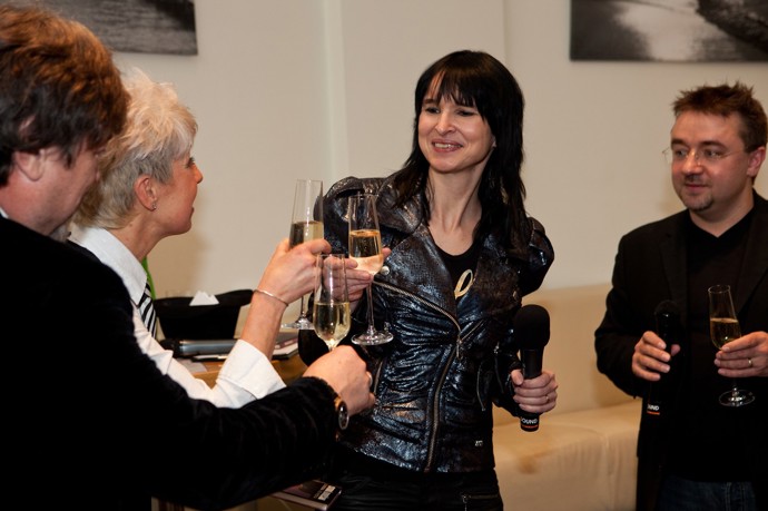 FOTO: Simona Monyová, už 14 let není mezi námí. – stránka 1