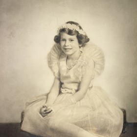 Narozeniny slavila nadvakrát. Její skutečné datum narození bylo 21. dubna, oficiální oslava ale probíhala v červnu. Kvůli lepšímu počasí.