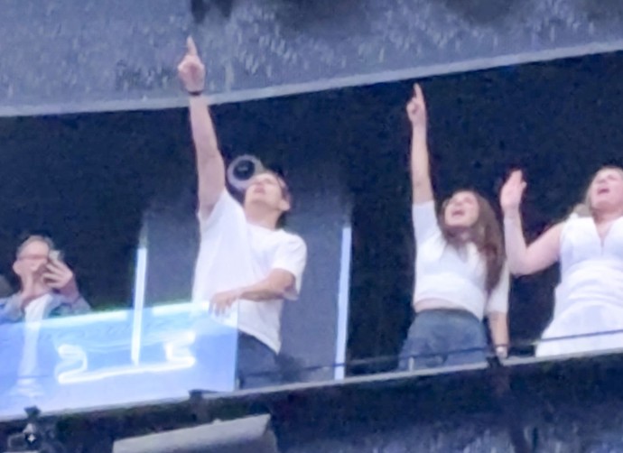 FOTO: Ashton Kutcher a Mila Kunis se dobře bavili. – stránka 2