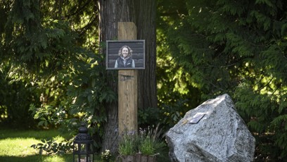 FOTO: Improvizovaný hrob Laury Dahlmeierové.