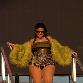 Zpěvačka Nelly Furtado.