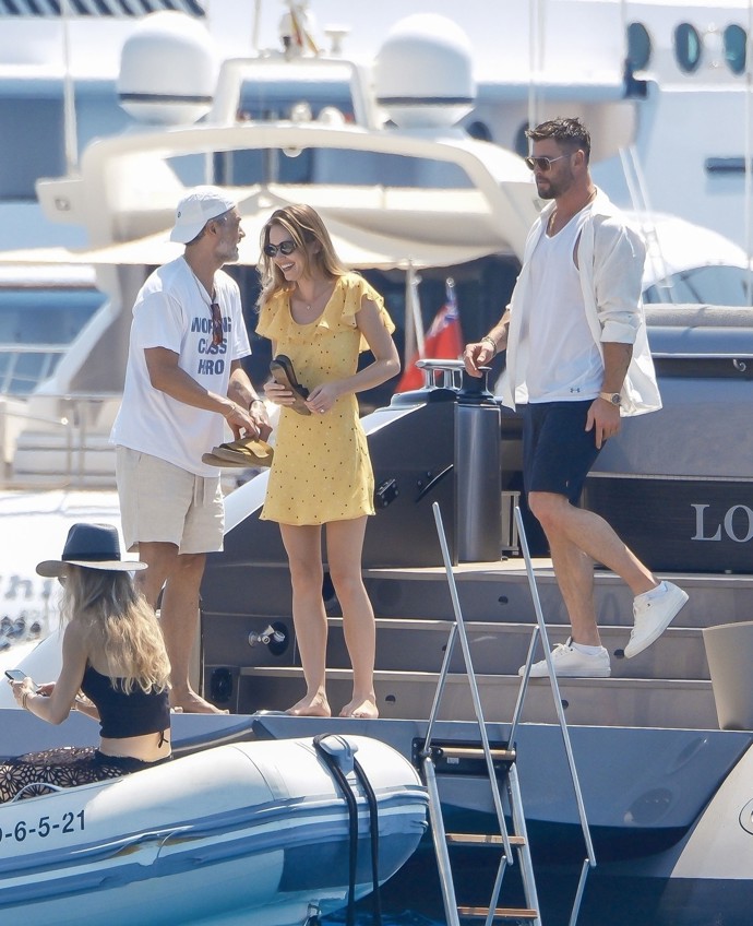 FOTO: Chris Hemsworth oslavil 42. narozeniny. – stránka 5