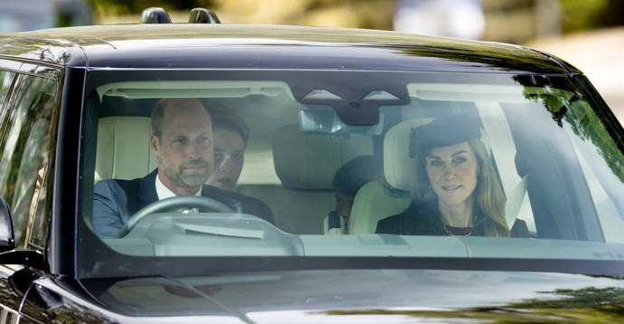 FOTO: Kate Middleton jela v autě s princem Williamem a dětmi. – stránka 11