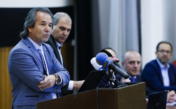FOTO: Andor Šándor na snímku z roku 2022. – stránka 1