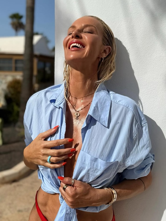 FOTO: Simona Krainová ví jak zaujmout. – stránka 3