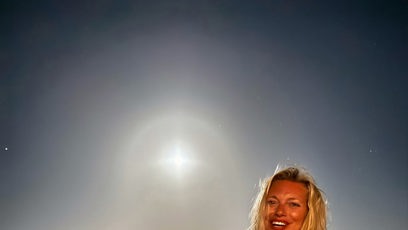 FOTO: Lucie Borhyová ví, jak potěšit fanoušky.