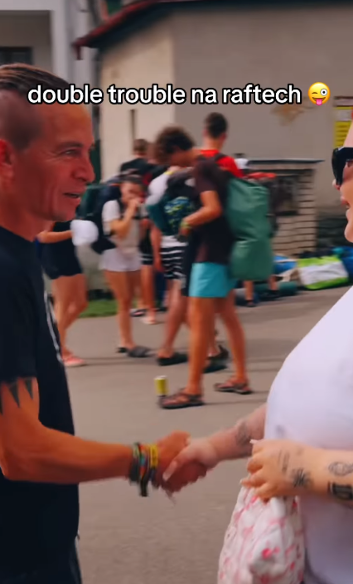 FOTO: Sugar Denny se seznámila s Ivanem Bartošem. – stránka 1