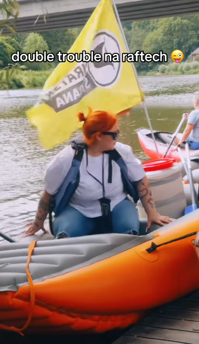 FOTO: Sugar Denny vyjela na raft se stranou Pirátů. – stránka 4