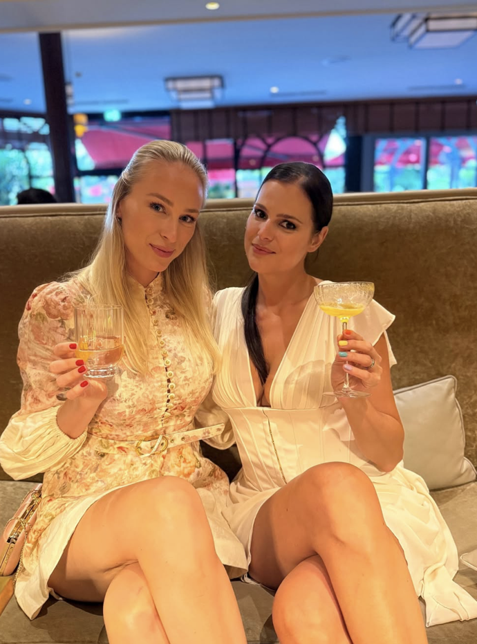 FOTO: Ornella Koktová si užívala večer s Annou-Marií Chladovou. – stránka 3