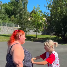 Adéla proti váze Droběny nic nezmůže.