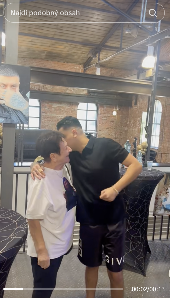 FOTO: Hard Rico s Flexybabou. – stránka 1