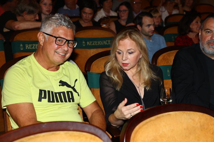 FOTO: Martina Kociánová na premiéře celovečerního dokumentu Jarek. – stránka 12