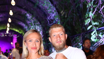 FOTO: Nela Slováková po boku svého partnera Radka Roušala.