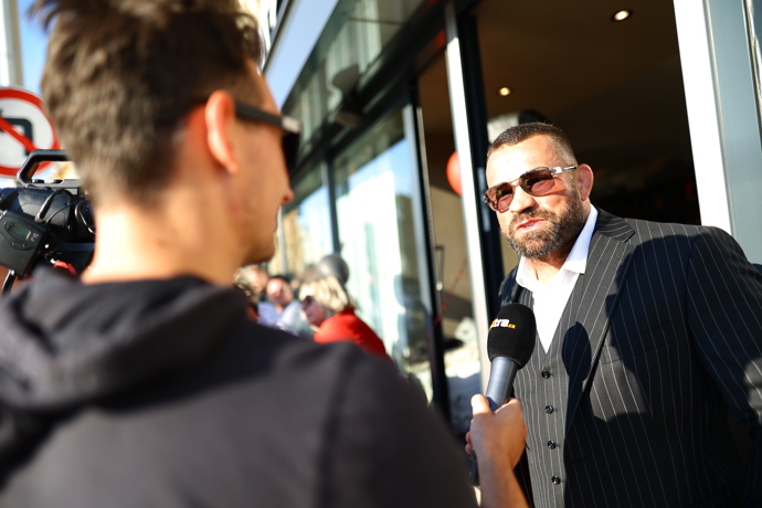 FOTO: Karlos Vémola během rozhovoru pro eXtra.cz. – stránka 38