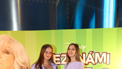 FOTO: Premiéra filmu Mezi námi děvčaty plná hvězd.