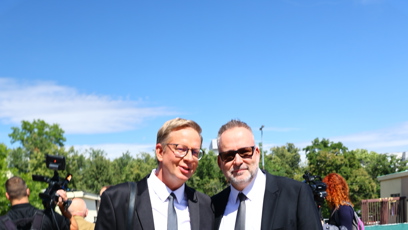 FOTO: Aleš Cibulka a Michal Jagelka přišli dát poslední sbohem Jiřímu Krampolovi.