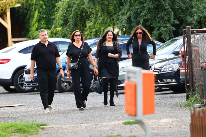 FOTO: Nechyběla ani Šárka Rezková. – stránka 3